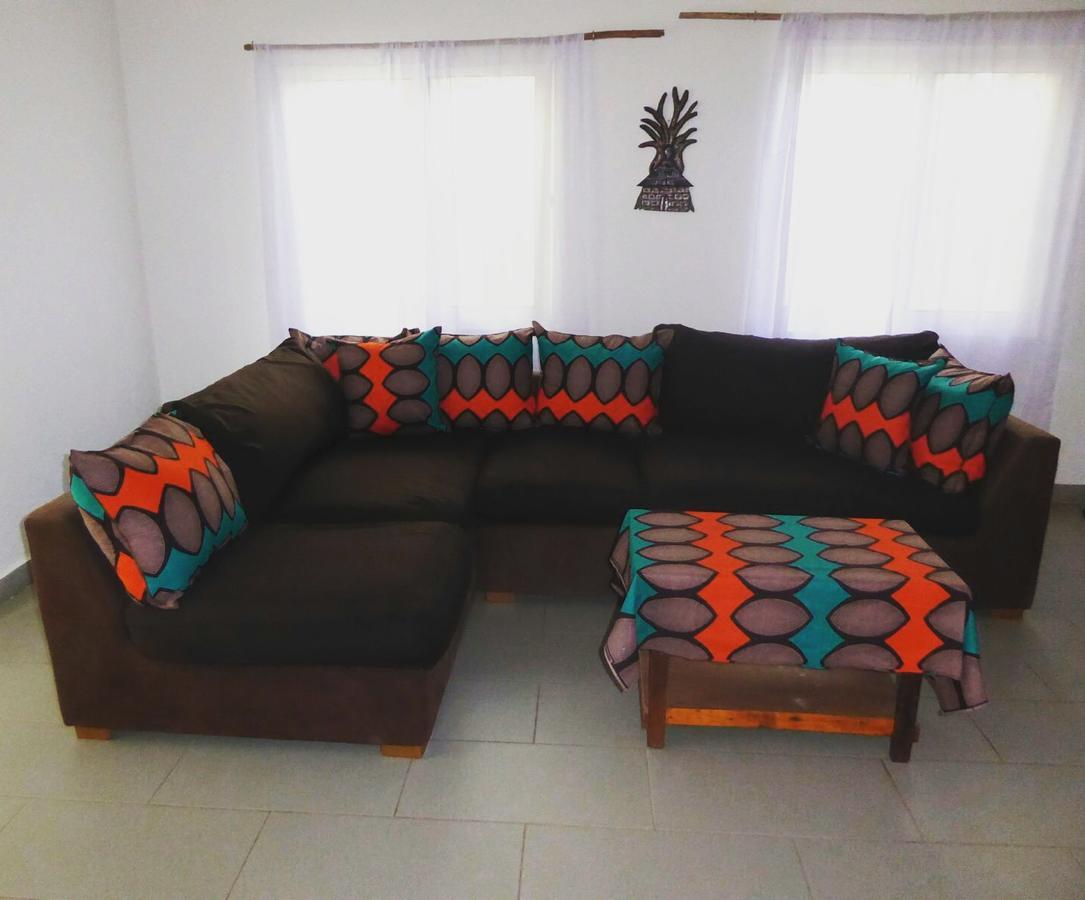 Sarawally Guesthouse Ampaya Exterior photo