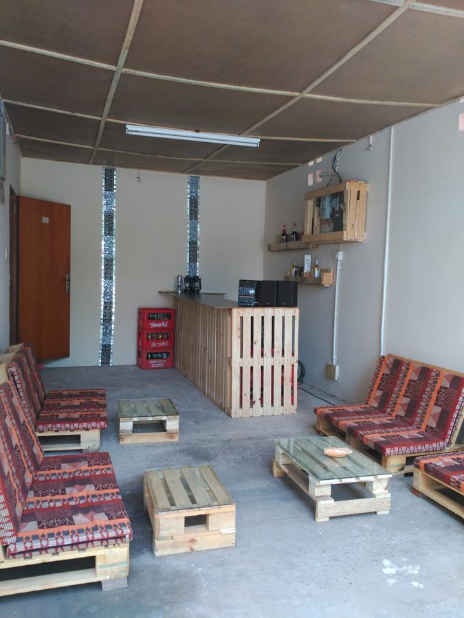 Sarawally Guesthouse Ampaya Exterior photo